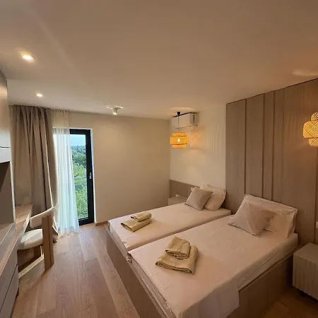 Bellavista, Rooftop, Jakuzzi, Infinity Pool Βίλα Sukošan