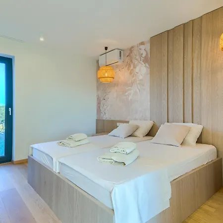 Bellavista, Rooftop, Jakuzzi, Infinity Pool Sukošan