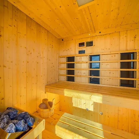 Βίλα Bellavista, Rooftop, Jakuzzi, Infinity Pool