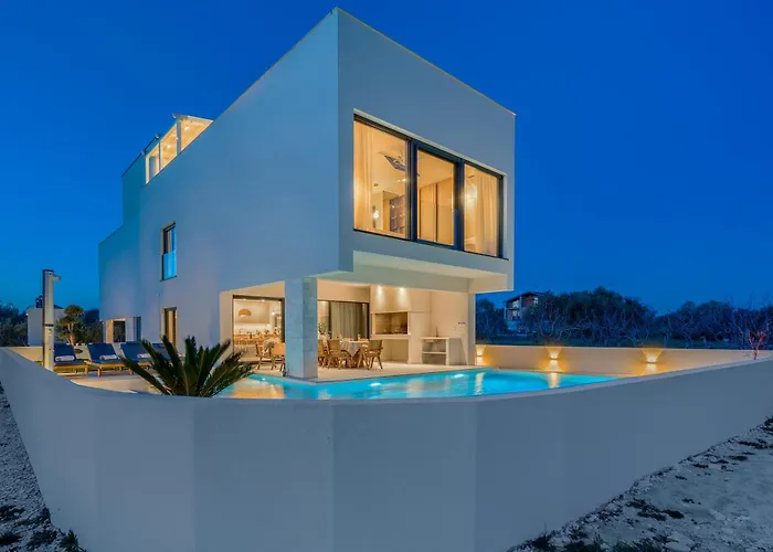 Villa Bellavista, Rooftop, Jakuzzi, Infinity Pool *