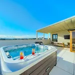 Bellavista, Rooftop, Jakuzzi, Infinity Pool וילה Sukošan