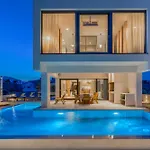 Bellavista, Rooftop, Jakuzzi, Infinity Pool *