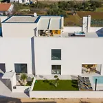 Bellavista, Rooftop, Jakuzzi, Infinity Pool
