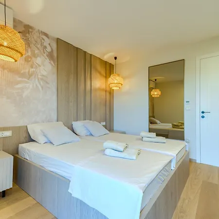 Βίλα Bellavista, Rooftop, Jakuzzi, Infinity Pool