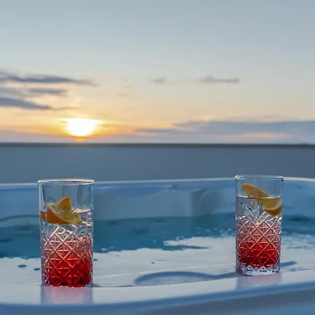 Bellavista, Rooftop, Jakuzzi, Infinity Pool Вилла